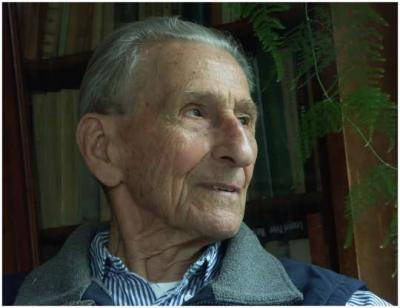 Don Cooper: Bela Nearing 95