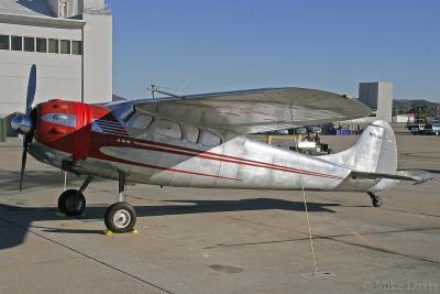 Cessna 195