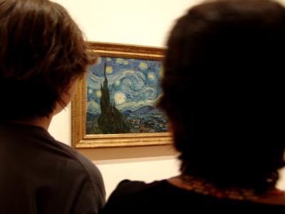 282 raul tatau e starry night do van gogh