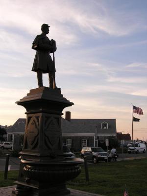 Civil War statue Oak Bluffs.JPG