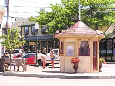 v3/29/553829/3/45236945.OakBluffs.jpg