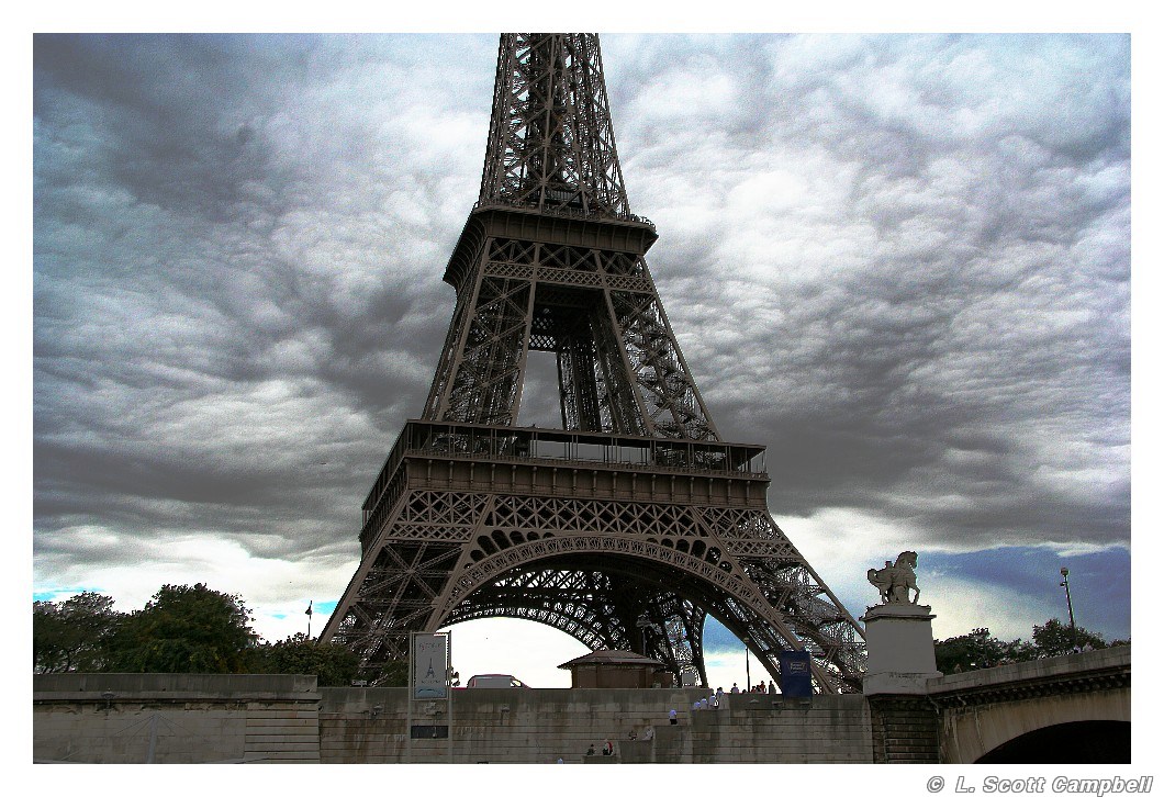 EiffelTower_2463.JPG