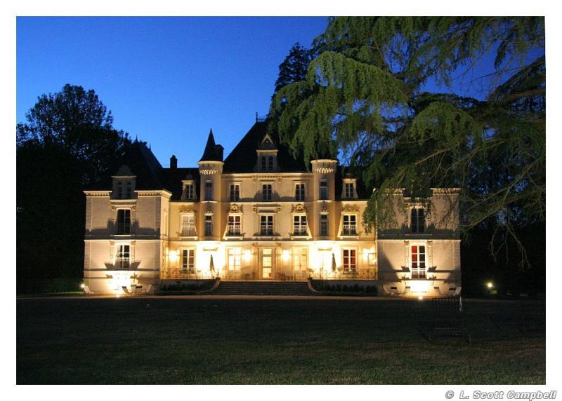 ChateauNight.2290.JPG