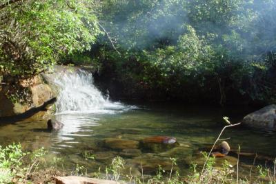 2004-08-15-waterfall1.jpg