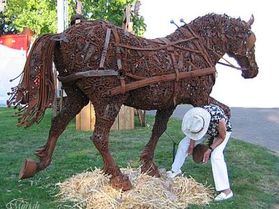 Shoeing Betsy (08-26-05)