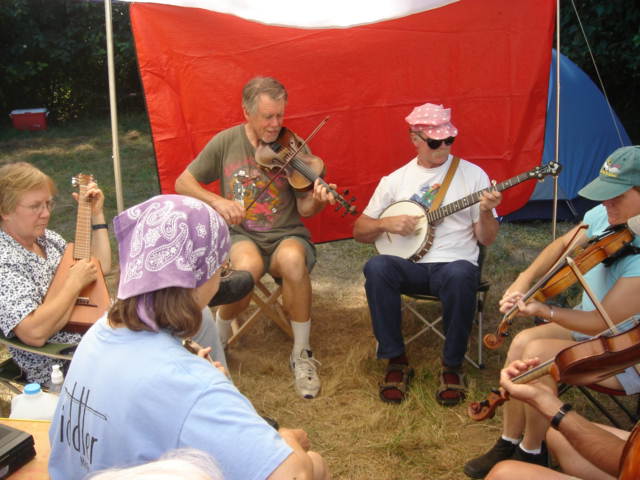 Steve and Jans camp 375.jpg