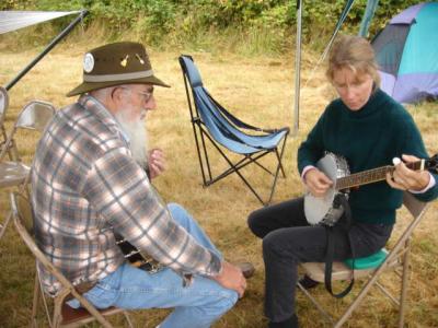 Slim gets a few pointers from Diane.  200.jpg