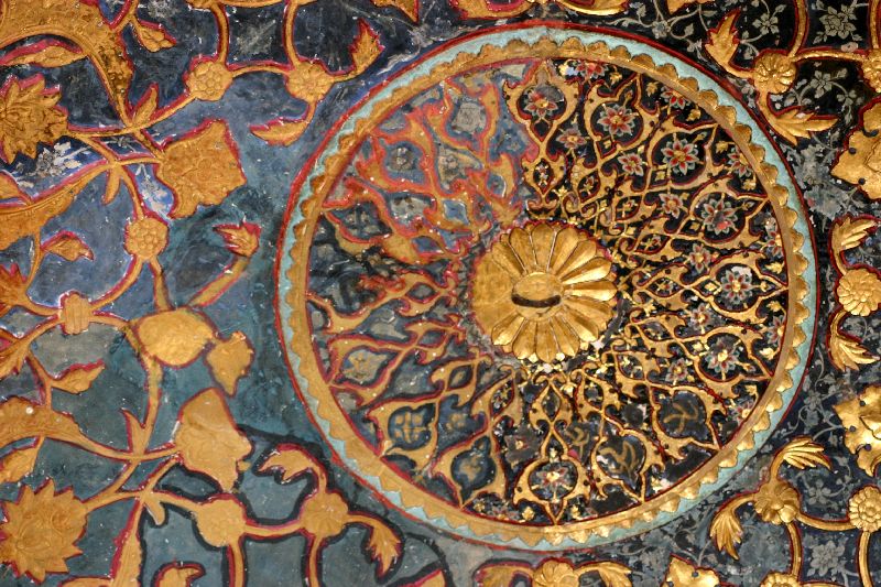 Before and after restoration, Sikandra, Agra