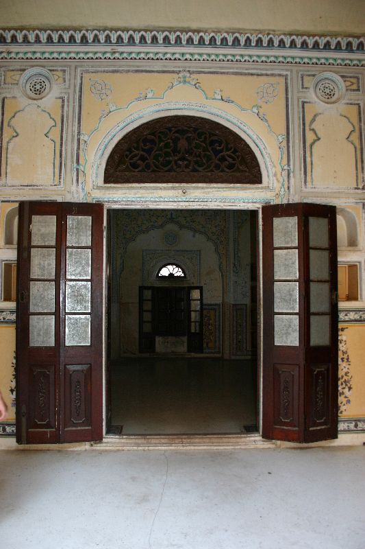 Nahargarh Fort, Doors