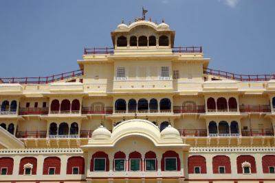 Jaipur City Palace, The many rooms