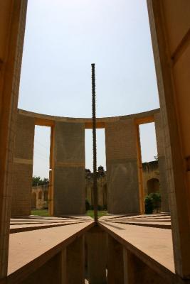 Jantar Mantar, Shadow showing angle