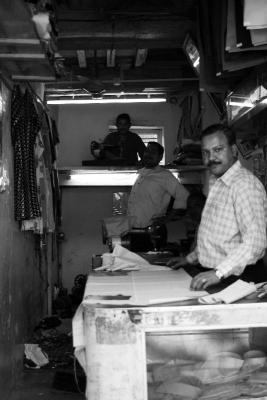 Tailor, Pragpur