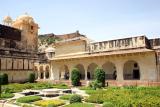 Amer fort, The palace guarded by Jaigarh