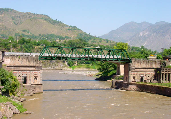 Domel bridge