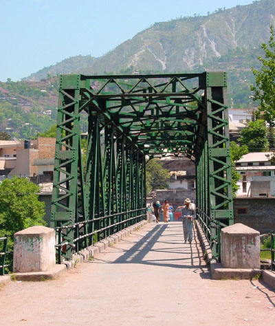 Domel bridge
