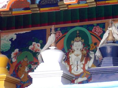 Chortens, Gompas and Stupas