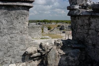 Tulum grounds from temple grounds 6282