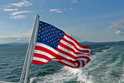 v3/32/486032/3/46344978.IMG_0634_on_the_ferry_back_to_USA.jpg