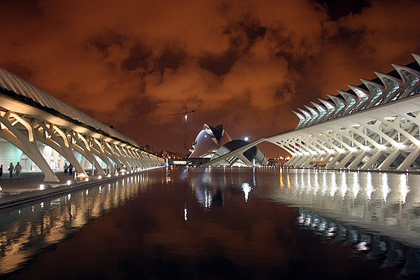 Ciudad de las Artes y las Ciencias at Night
