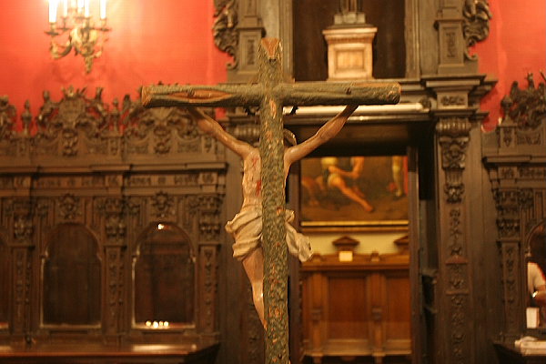 Cross inside San Francisco Cathedral