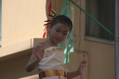 Child Dressed as Thai (Closer)