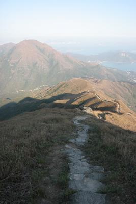 Path down Lantau Peak (towards Sunset Peak)