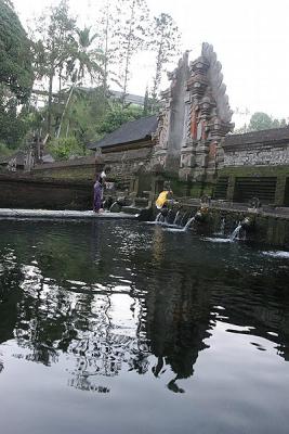 Baths at Pura Taman Saraswati