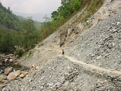 Trail Near Birethanti