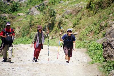 Guide, Fair and Areeya Finishing