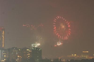 Big Red Cicular Fireworks