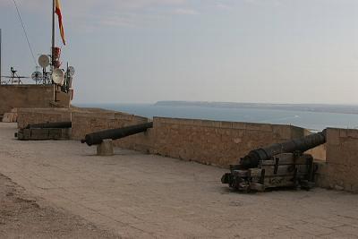 Canons gaurding the south wall