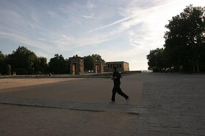 Jogging at the Templo de Debod