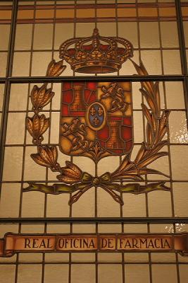 Stainglass of the Real Oficina de Farmacia