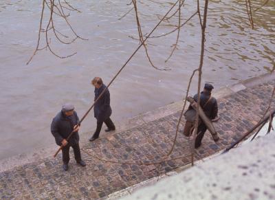 fishermen on the Seine 3.jpg