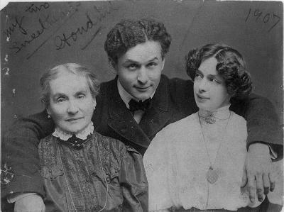 The Houdinis with Harry's mother