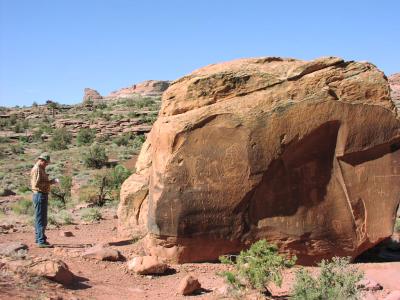 E1-Moab-KaneCreek site3 boulder.JPG