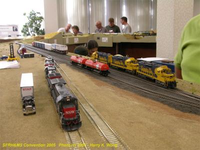 ATSF 4641 cuts off from her train at Tucson.
