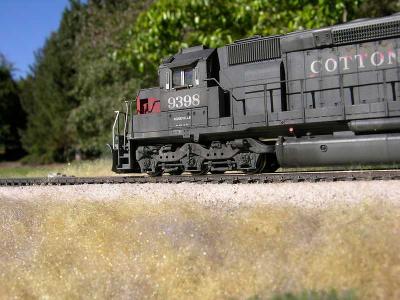 Starting point: Athearn RTR SD45T-2