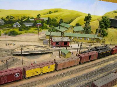 Port Costa, CA in HO Scale - a beautiful module set by Ron Plies.