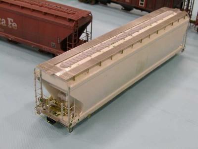 ATSF ACF 4600 Hopper by Ken Edmier, based on the Accurail kit.