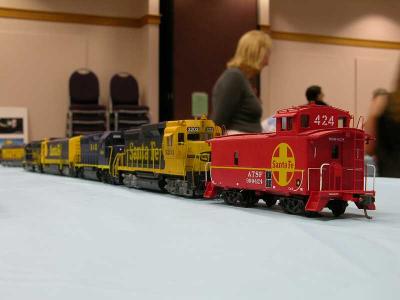 ATSF Power Set & Caboose by Mark McLeod