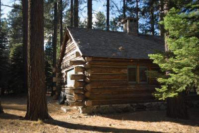 IMG03363.jpg SUG 0 cabin