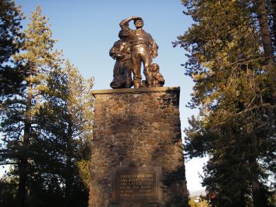 IMGP0220.JPG Donner Memorial