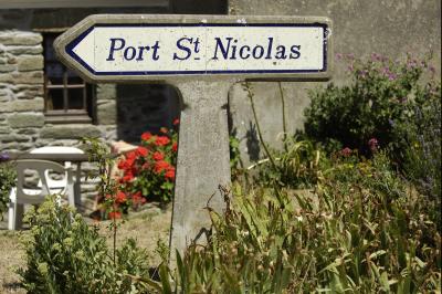 Sign Port St. Nicolas, le de Groix