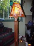 Mahogany Lamp w/stained glass Shade