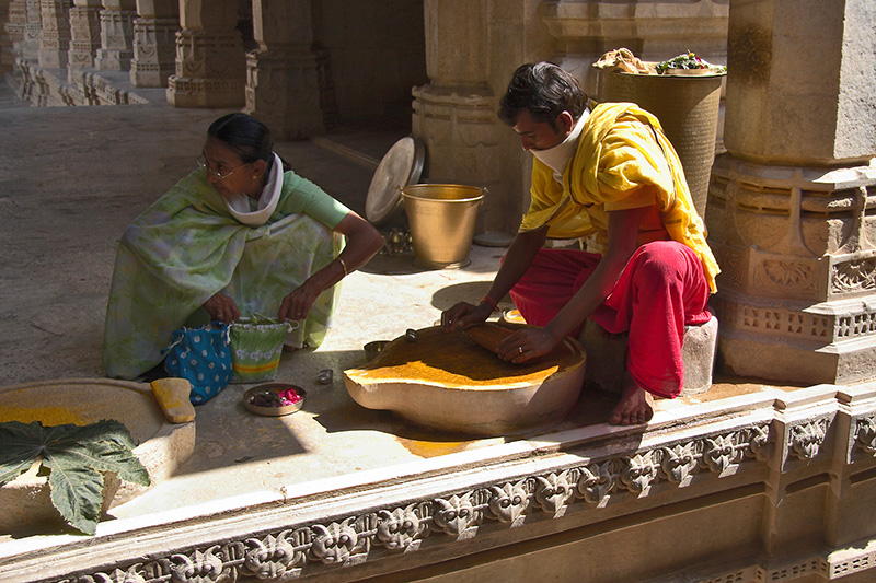 Grinding Saffron & Sandalwood