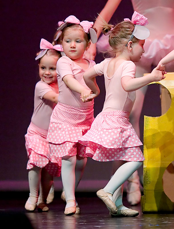 Tiny Dancers*