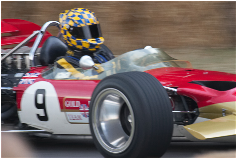 Racer (*)