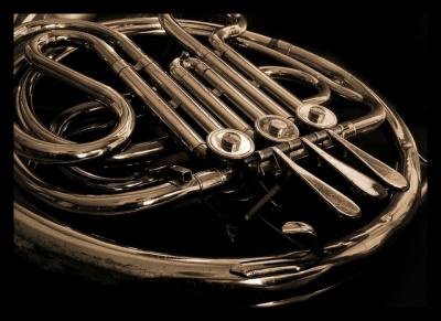 French Horn (*)