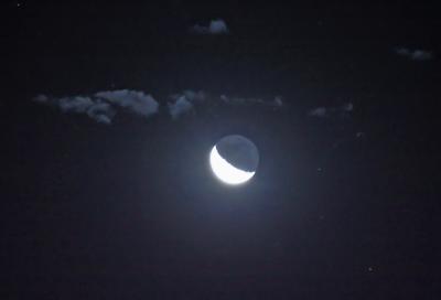 8-28-05 moon